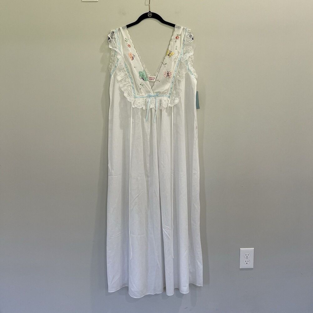 Odette Barsa White Vintage‎ Nightgown Size Medium Handmade Embroidered Details